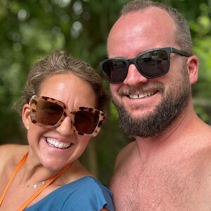 Meet your Posher, Elyse